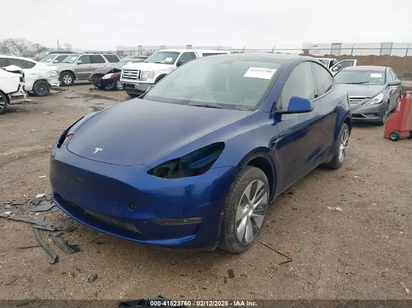 7SAYGDEE4PA064743 2023 TESLA MODEL Y - Image 2