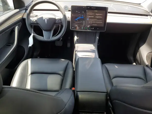 7SAYGDEE4PA067240 2023 TESLA MODEL Y - Image 8