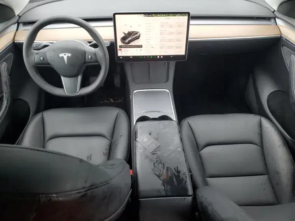 7SAYGDEE4PA070526 2023 TESLA MODEL Y - Image 8