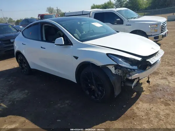 7SAYGDEE4PA070722 2023 TESLA MODEL Y - Image 1