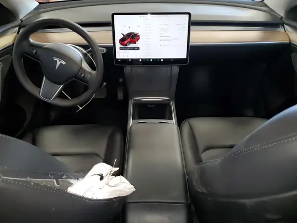 7SAYGDEE4PA073748 2023 TESLA MODEL Y - Image 8