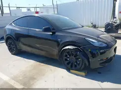 7SAYGDEE4PA074415 2023 TESLA MODEL Y
