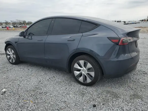 7SAYGDEE4PA086340 2023 TESLA MODEL Y - Image 2