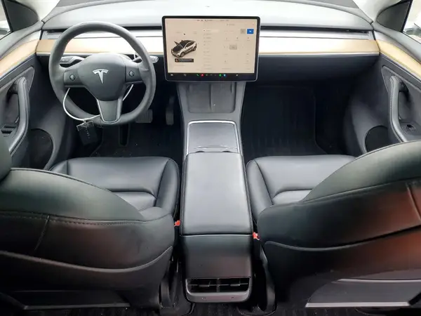 7SAYGDEE4PA092039 2023 TESLA MODEL Y - Image 8