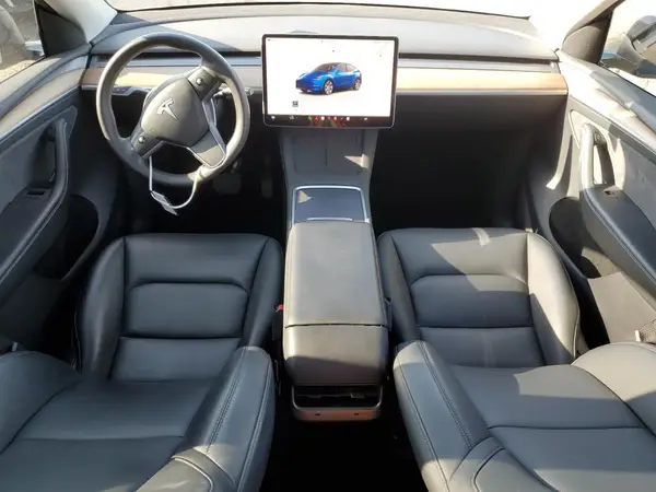 7SAYGDEE4PA097306 2023 TESLA MODEL Y - Image 8