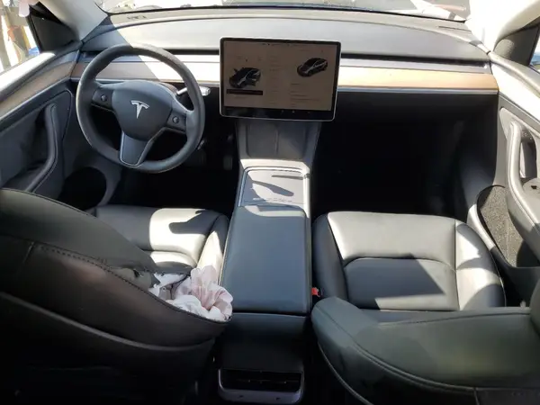 7SAYGDEE4PA098083 2023 TESLA MODEL Y - Image 8