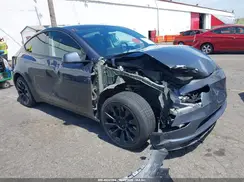 7SAYGDEE4PA098911 2023 TESLA MODEL Y