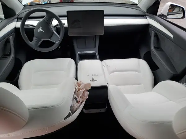 7SAYGDEE4PA100480 2023 TESLA MODEL Y - Image 8