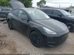 7SAYGDEE4PA100530 2023 TESLA MODEL Y