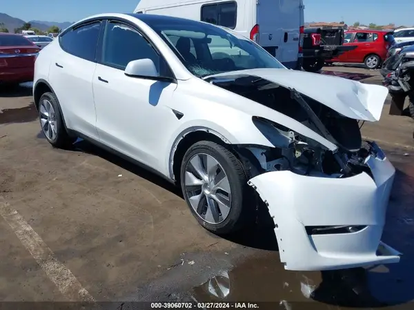 7SAYGDEE4PA108062 2023 TESLA MODEL Y - Image 1