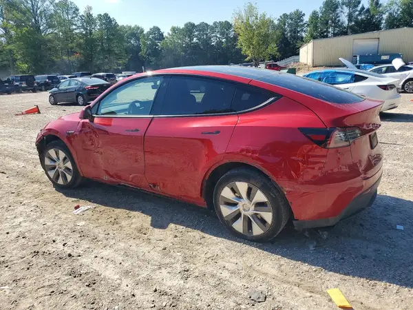 7SAYGDEE4PA112578 2023 TESLA MODEL Y - Image 2