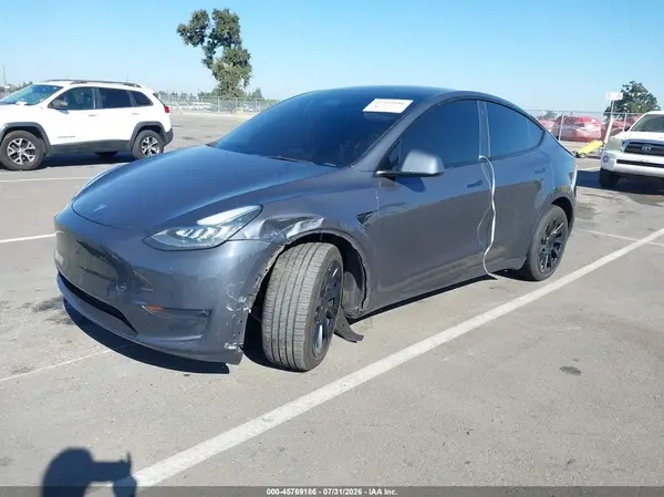 7SAYGDEE4PA113410 2023 TESLA MODEL Y - Image 2