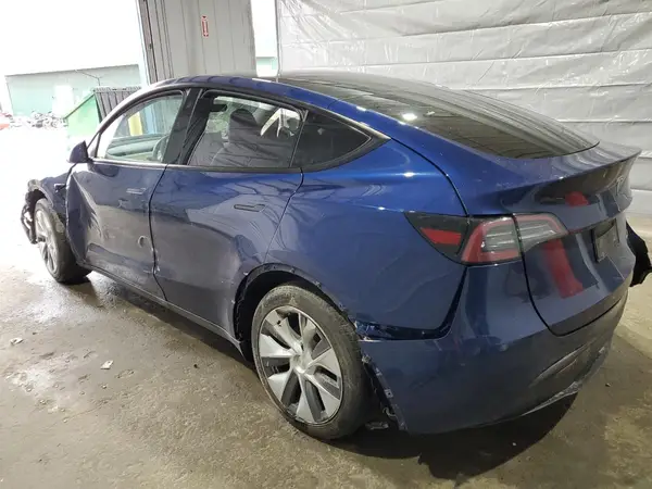 7SAYGDEE4PA115500 2023 TESLA MODEL Y - Image 2
