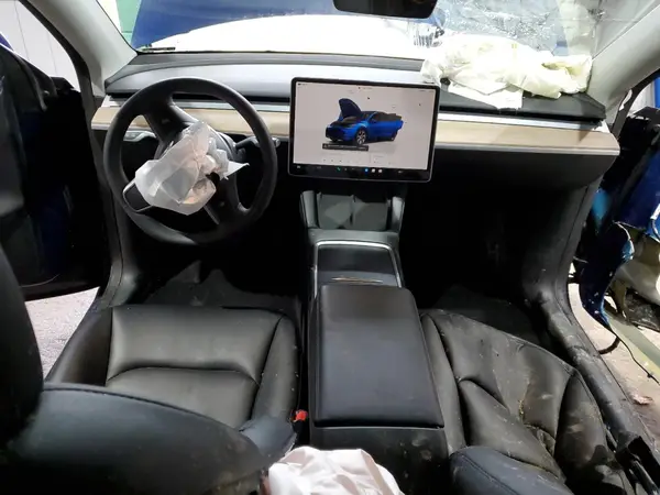 7SAYGDEE4PA115500 2023 TESLA MODEL Y - Image 8