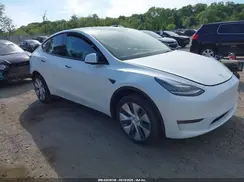 7SAYGDEE4PA117943 2023 TESLA MODEL Y
