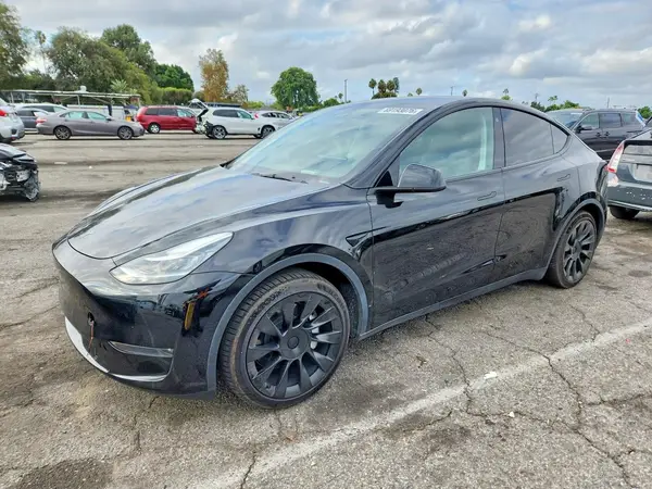 7SAYGDEE4PA118154 2023 TESLA MODEL Y - Image 1