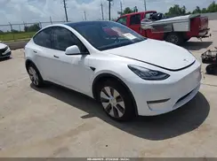 7SAYGDEE4PA119532 2023 TESLA MODEL Y