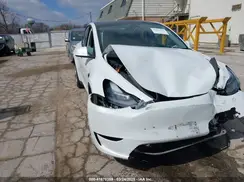 7SAYGDEE4PA119854 2023 TESLA MODEL Y
