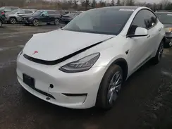 7SAYGDEE4PA121359 2023 TESLA MODEL Y