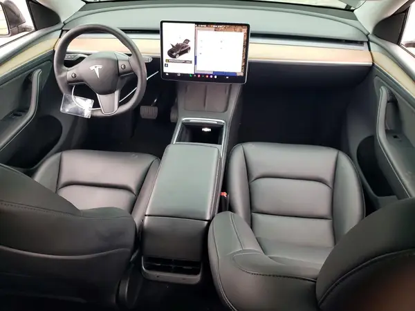 7SAYGDEE4PA121460 2023 TESLA MODEL Y - Image 8