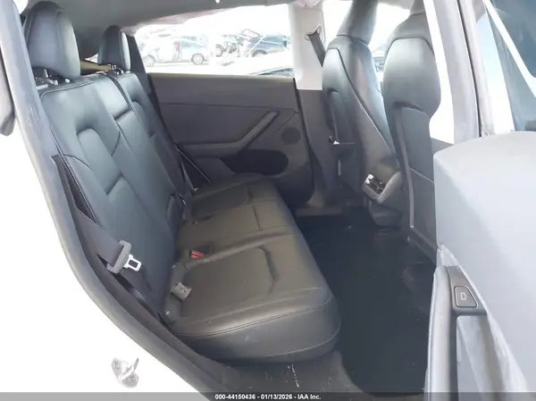 7SAYGDEE4PA123726 2023 TESLA MODEL Y - Image 8