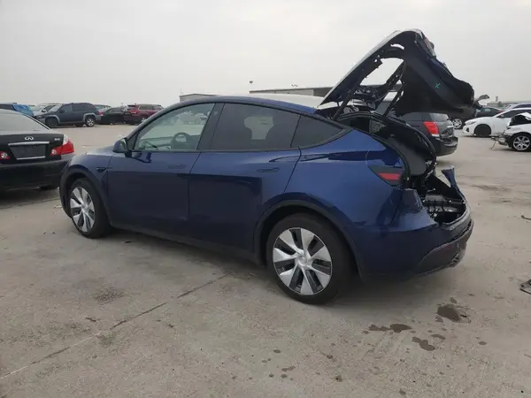 7SAYGDEE4PA127985 2023 TESLA MODEL Y - Image 2