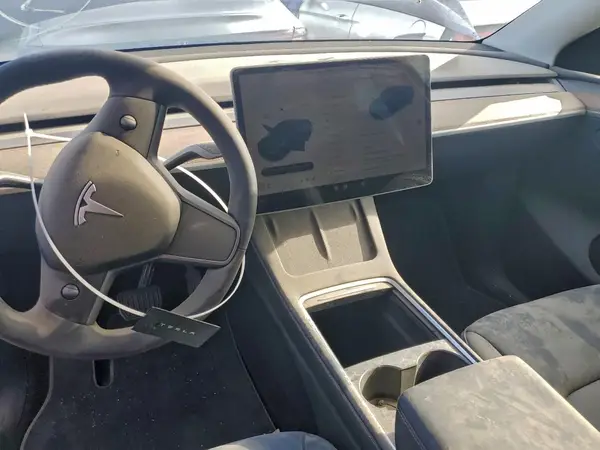 7SAYGDEE4PA127985 2023 TESLA MODEL Y - Image 8