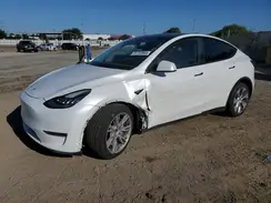 7SAYGDEE4PA136086 2023 TESLA MODEL Y