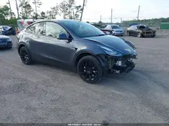 7SAYGDEE4PA139277 2023 TESLA MODEL Y
