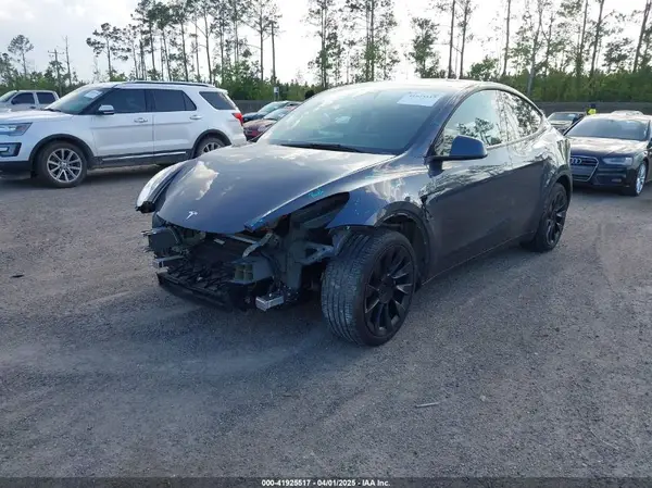7SAYGDEE4PA139277 2023 TESLA MODEL Y - Image 2