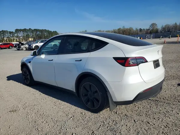 7SAYGDEE4PA139375 2023 TESLA MODEL Y - Image 2