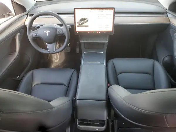 7SAYGDEE4PA139957 2023 TESLA MODEL Y - Image 8