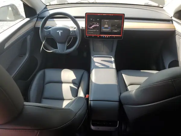 7SAYGDEE4PA143135 2023 TESLA MODEL Y - Image 8