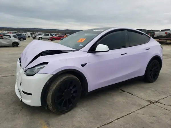 7SAYGDEE4PA146777 2023 TESLA MODEL Y - Image 1