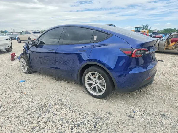 7SAYGDEE4PA147508 2023 TESLA MODEL Y - Image 2