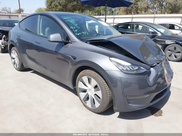 7SAYGDEE4PA151882 2023 TESLA MODEL Y - Image 1