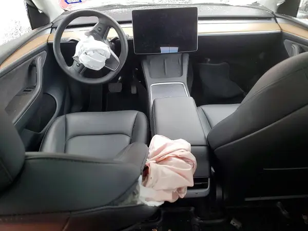 7SAYGDEE4PA154166 2023 TESLA MODEL Y - Image 8