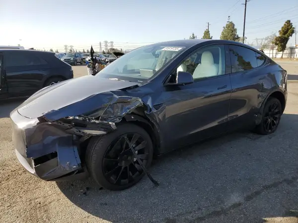 7SAYGDEE4PA154815 2023 TESLA MODEL Y - Image 1