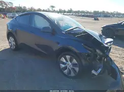 7SAYGDEE4PA161053 2023 TESLA MODEL Y