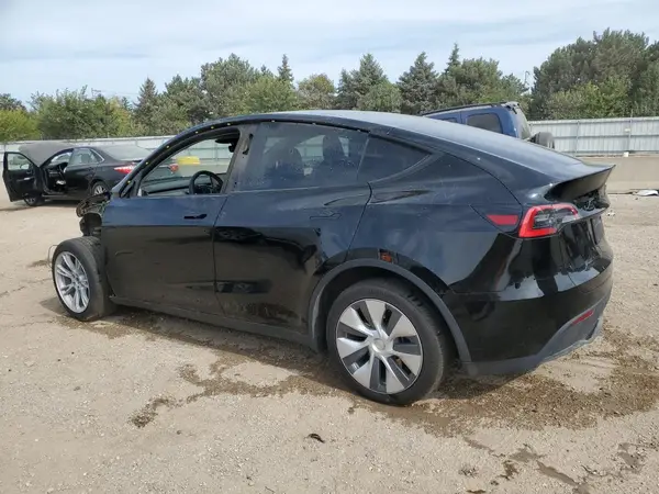 7SAYGDEE4PA167337 2023 TESLA MODEL Y - Image 2