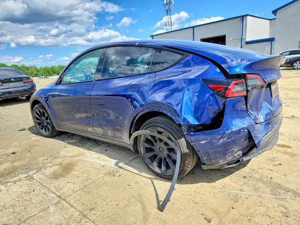 7SAYGDEE4PA171002 2023 TESLA MODEL Y - Image 2
