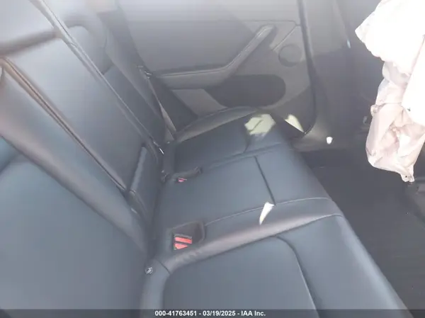 7SAYGDEE4PA175275 2023 TESLA MODEL Y - Image 8