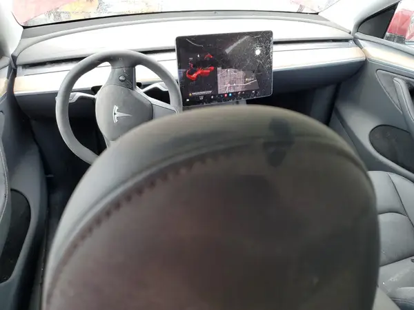 7SAYGDEE4PA178354 2023 TESLA MODEL Y - Image 8
