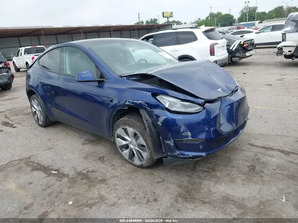 7SAYGDEE4PA179293 2023 TESLA MODEL Y - Image 1