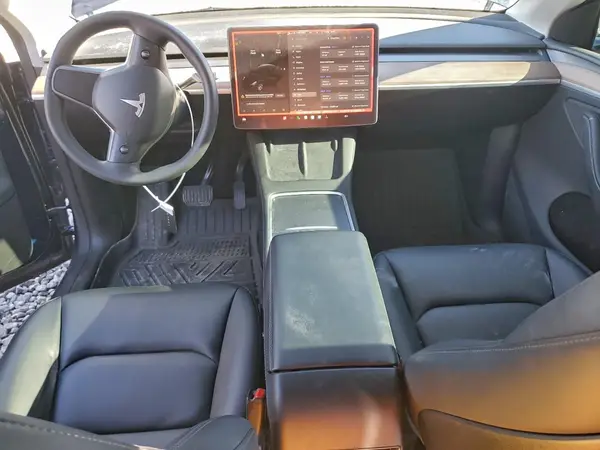 7SAYGDEE4PA179729 2023 TESLA MODEL Y - Image 8