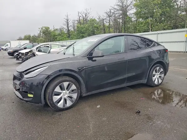 7SAYGDEE4PA180458 2023 TESLA MODEL Y - Image 1