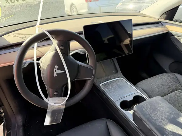 7SAYGDEE4PA181805 2023 TESLA MODEL Y - Image 8