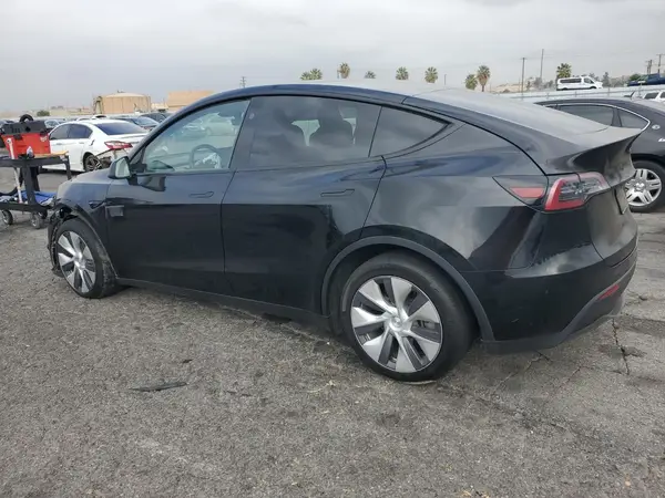 7SAYGDEE4PA184090 2023 TESLA MODEL Y - Image 2