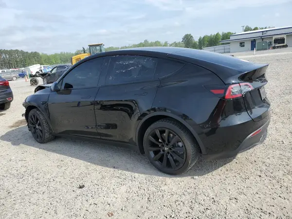 7SAYGDEE4PA187040 2023 TESLA MODEL Y - Image 2
