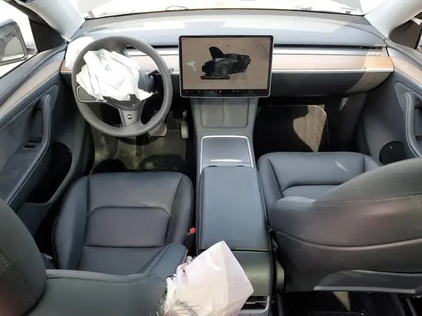 7SAYGDEE4PA187040 2023 TESLA MODEL Y - Image 8